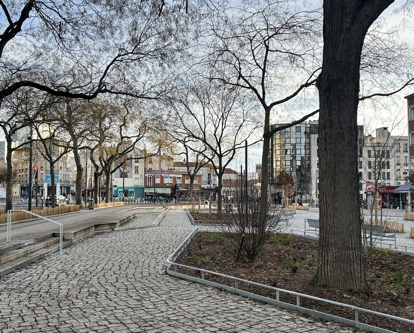 AJOA_MONTREUIL_CROIX DE CHAVAUX_1